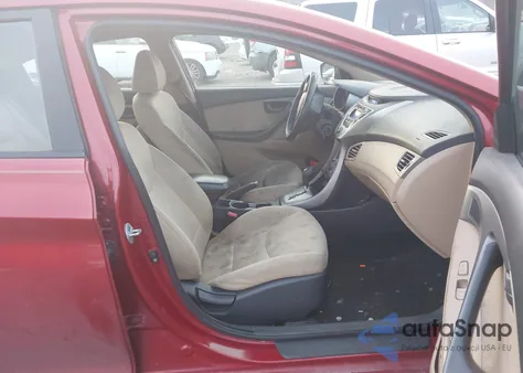 2011 Hyundai Elantra Gls (Ulsan Plant) z USA, uszkodzony, nr VIN KMHDH4AE0BU115202